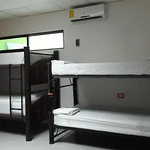  Hostal Mundo Maya